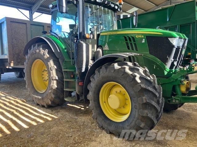 John Deere 6215R Tractores
