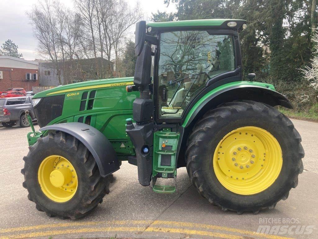 John Deere 6250R Tractores