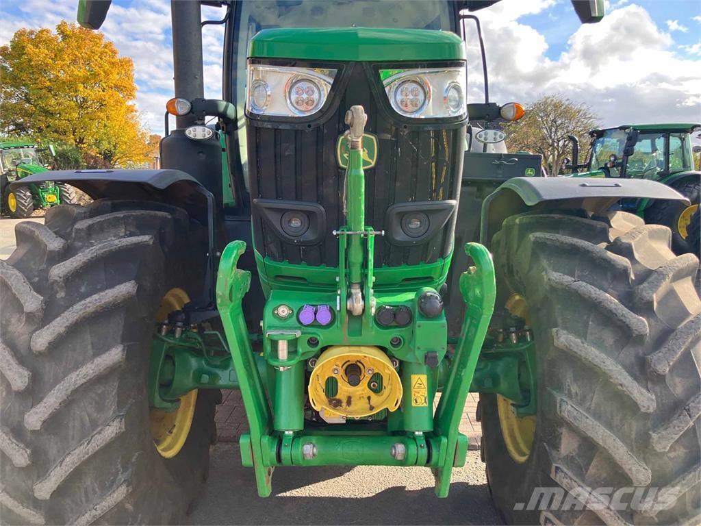 John Deere 6R 215 Tractores