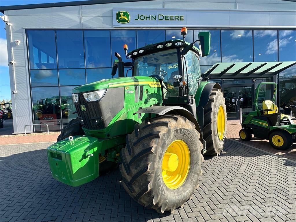John Deere 6R 215 Tractores