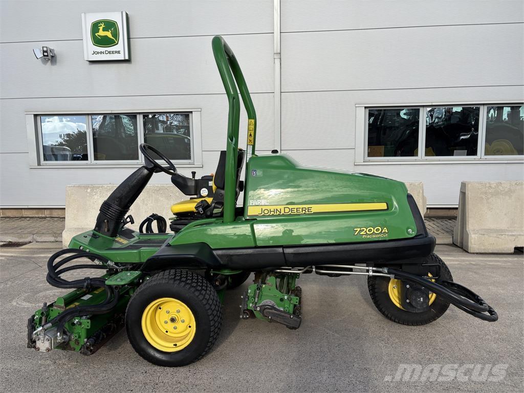 John Deere 7200A Corta-césped manual