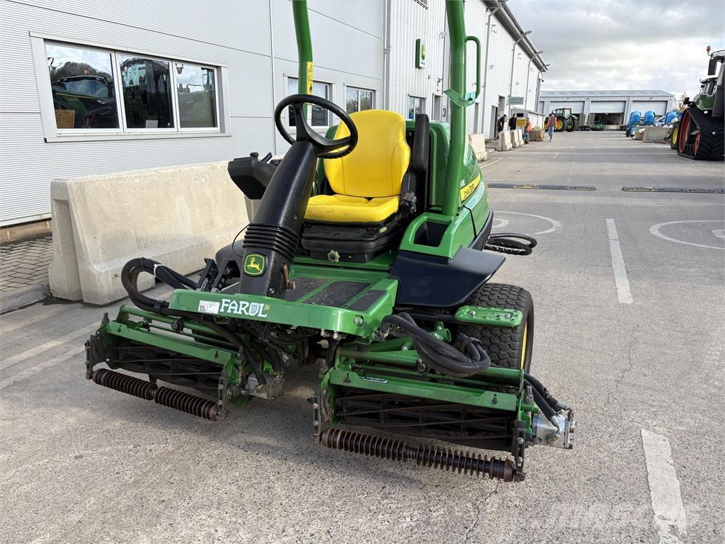 John Deere 7200A Corta-césped manual