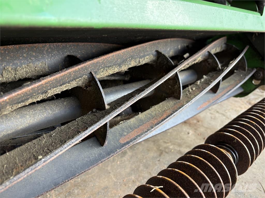 John Deere 7200A Corta-césped manual