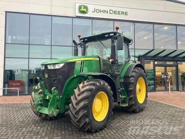 John Deere 7310R Tractores