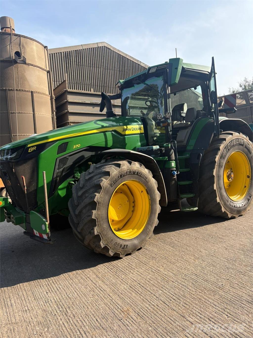 John Deere 8R 370 Tractores