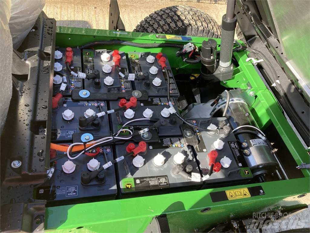 John Deere TE Gator Maquinaria para servicios públicos
