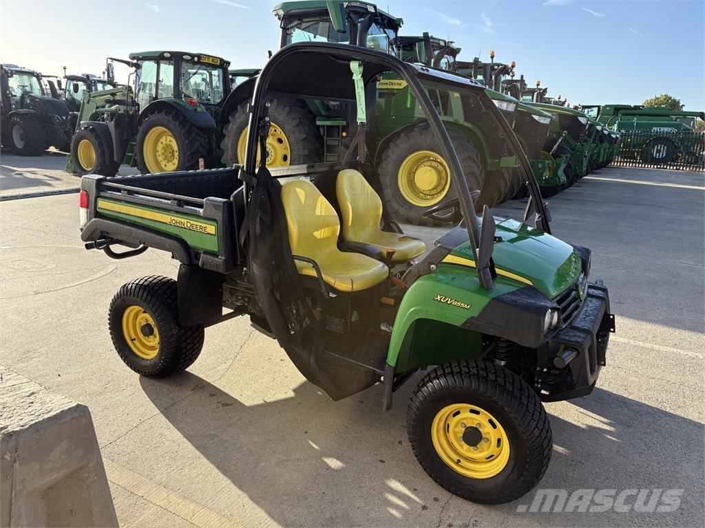 John Deere XUV855M Maquinaria para servicios públicos