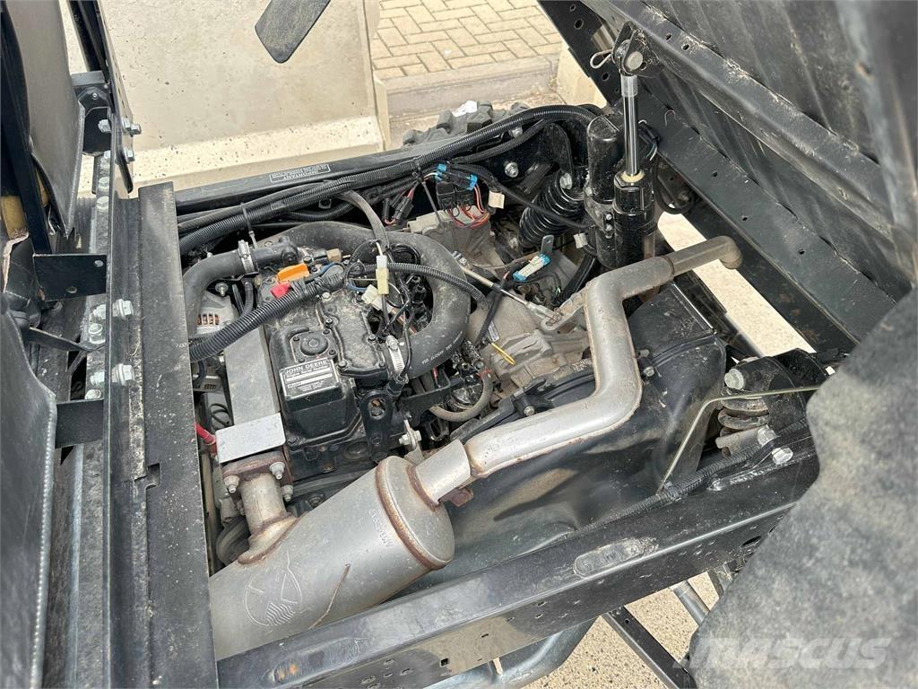 John Deere XUV855M S4 Maquinaria para servicios públicos