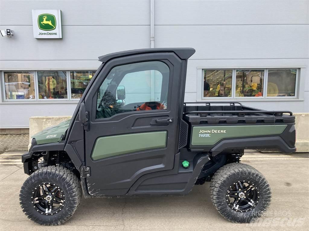 John Deere XUV875M Maquinaria para servicios públicos