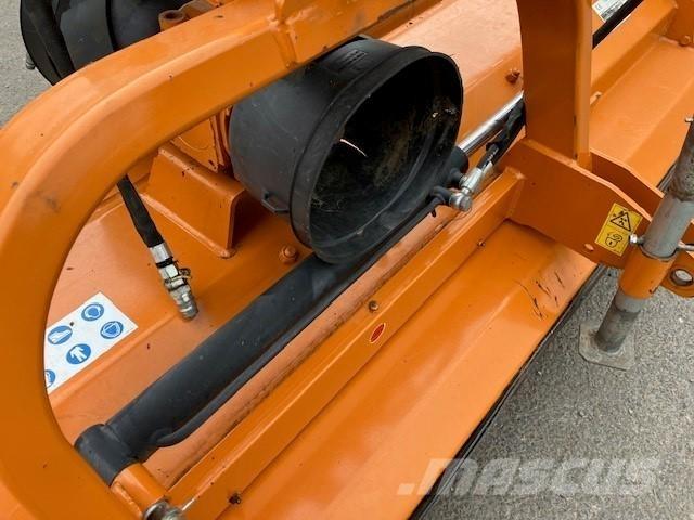 TEAGLE Dual 285 Segadoras y cortadoras de hojas para pastos