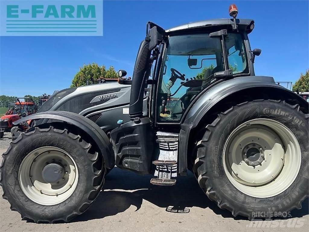 Valtra t174es Tractores