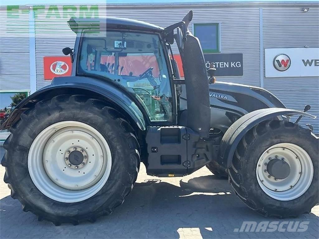 Valtra t174es Tractores