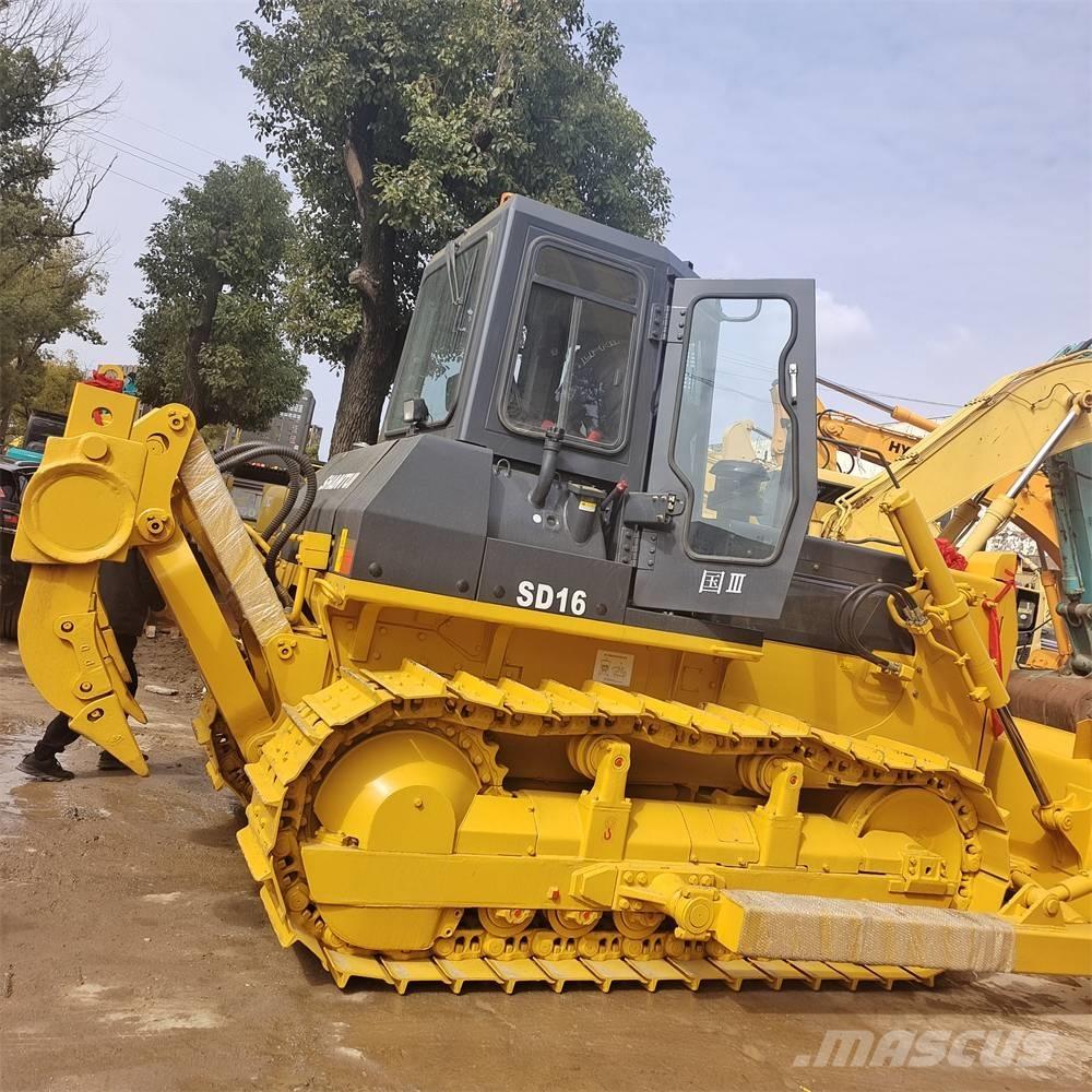 Shantui SD 16 Buldozer sobre oruga