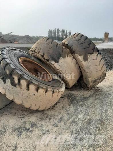 CAT 773 B Hidráulicos