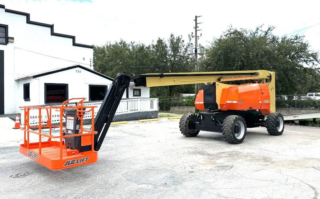 JLG 800 AJ Plataforma de trabajo articulada