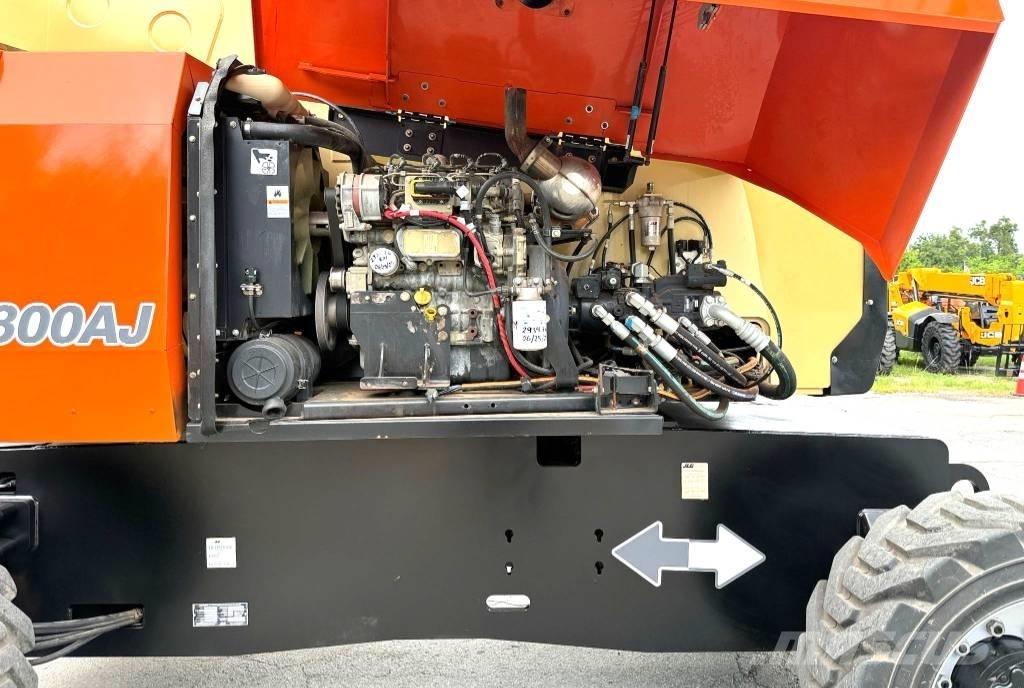 JLG 800 AJ Plataforma de trabajo articulada