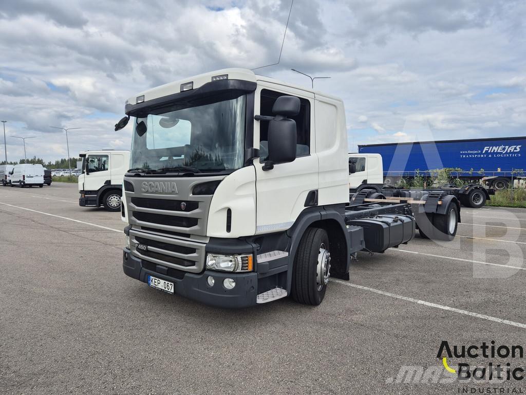 Scania P 450 Camiones chasis