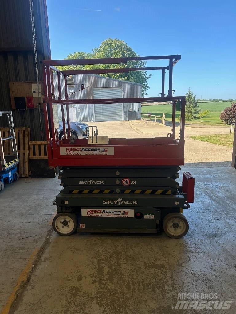 SkyJack SJ3219 Plataformas tijera