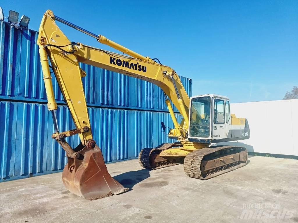 Komatsu PC 210-5 Excavadoras de cadenas