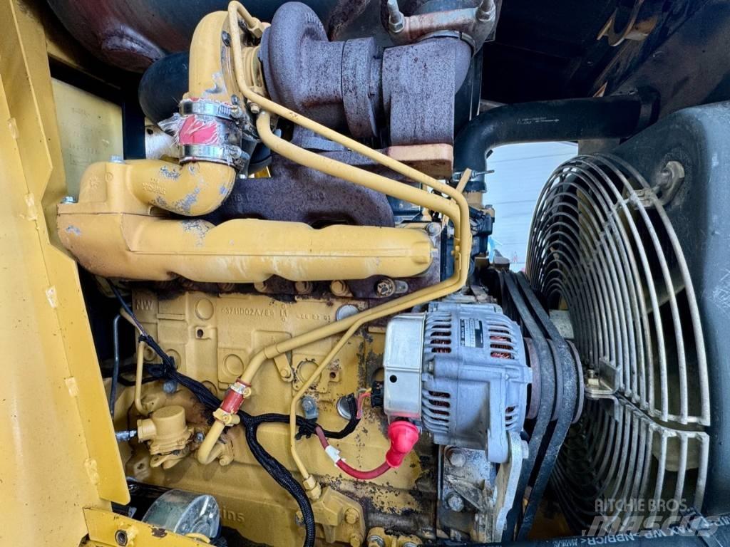 CAT 432 D Retrocargadoras