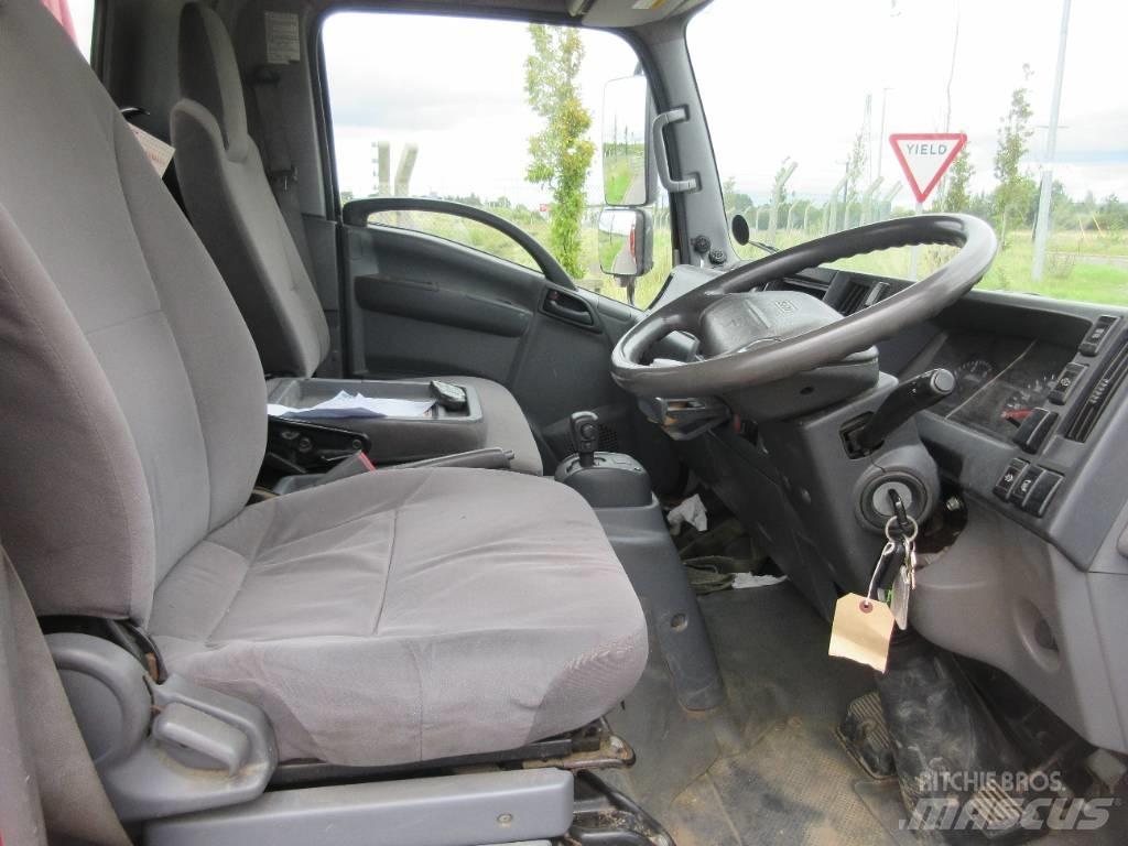 Isuzu N 75.190 Camiones portamaquinaria
