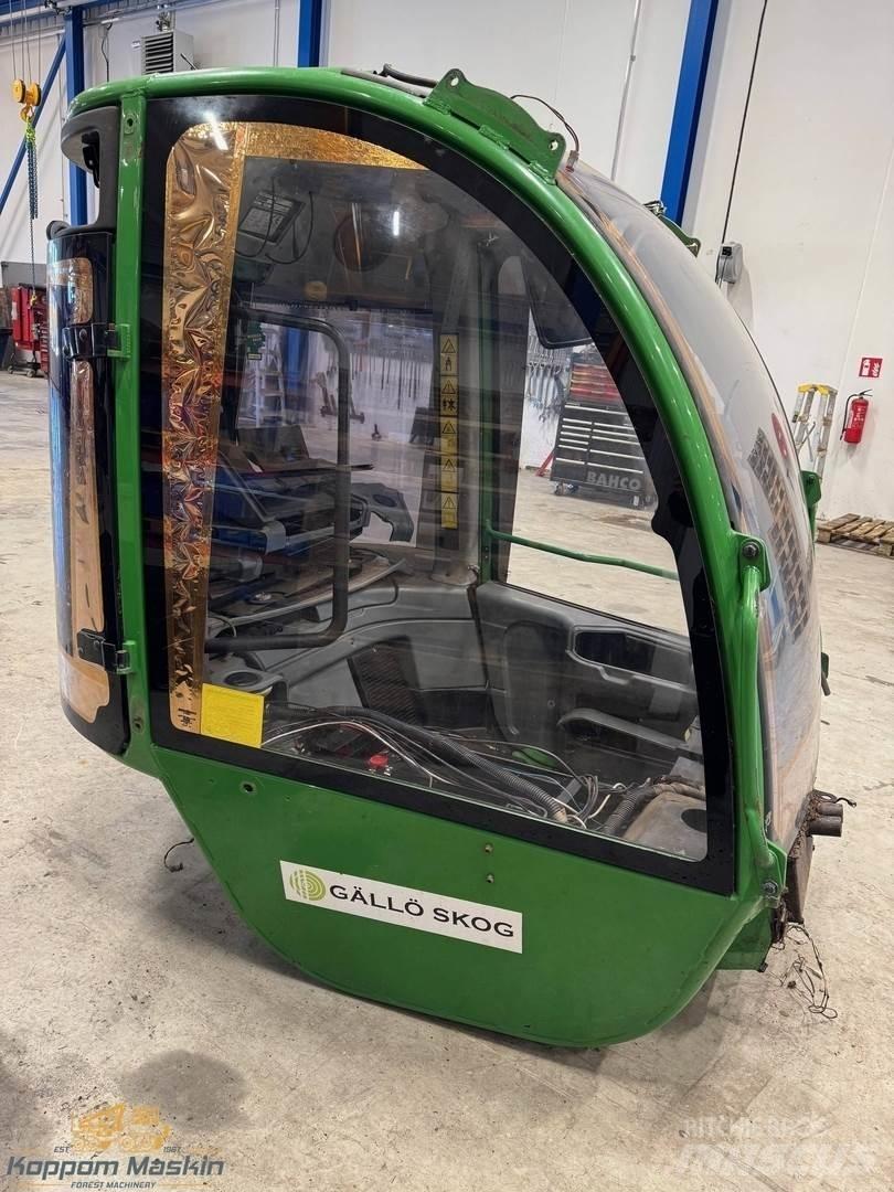 John Deere 1270E Cabinas e interior