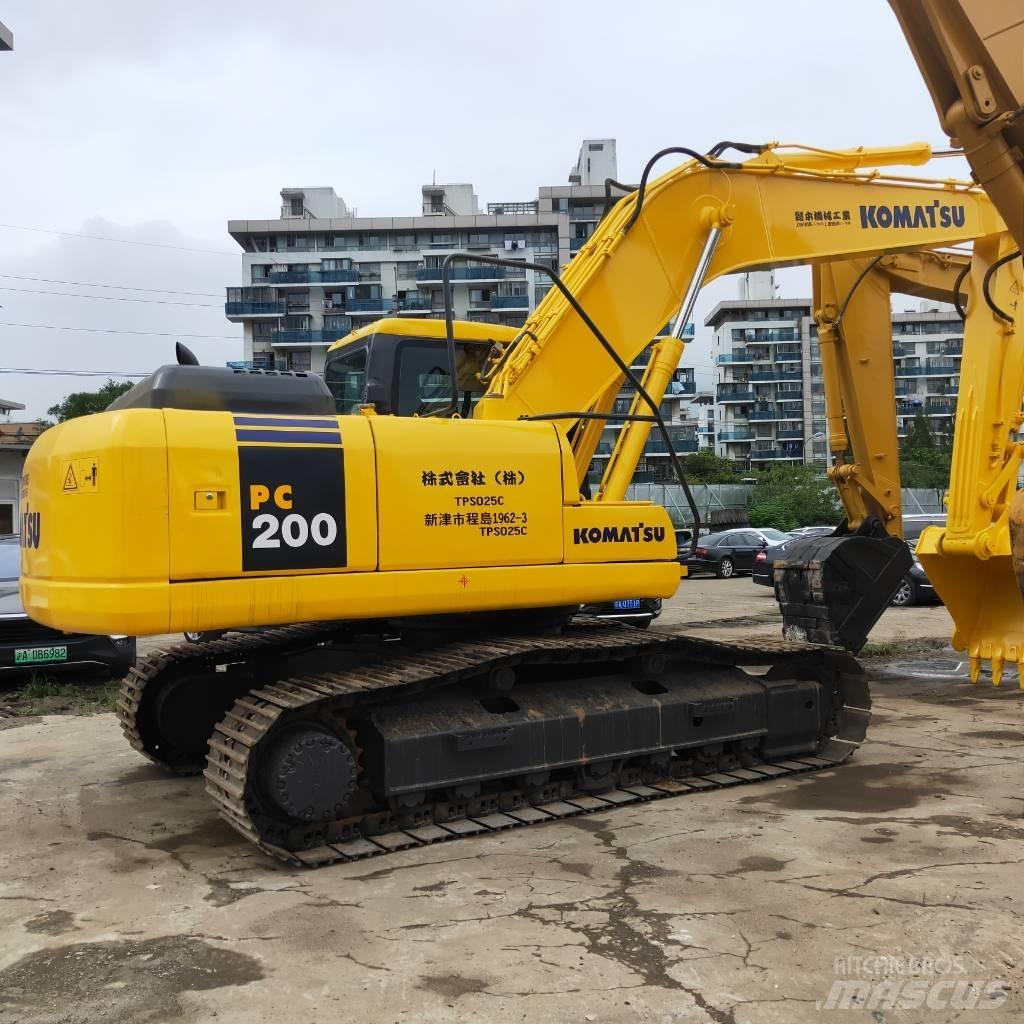 Komatsu PC200-7 Excavadoras de cadenas
