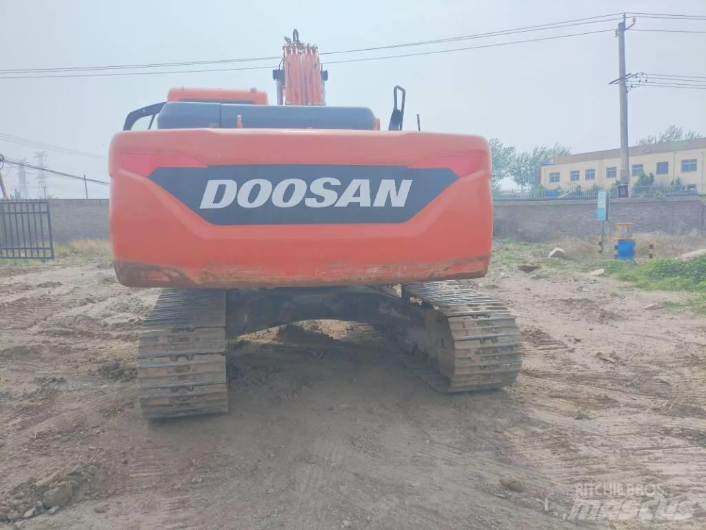 Doosan DX225LC-9C Excavadoras de cadenas