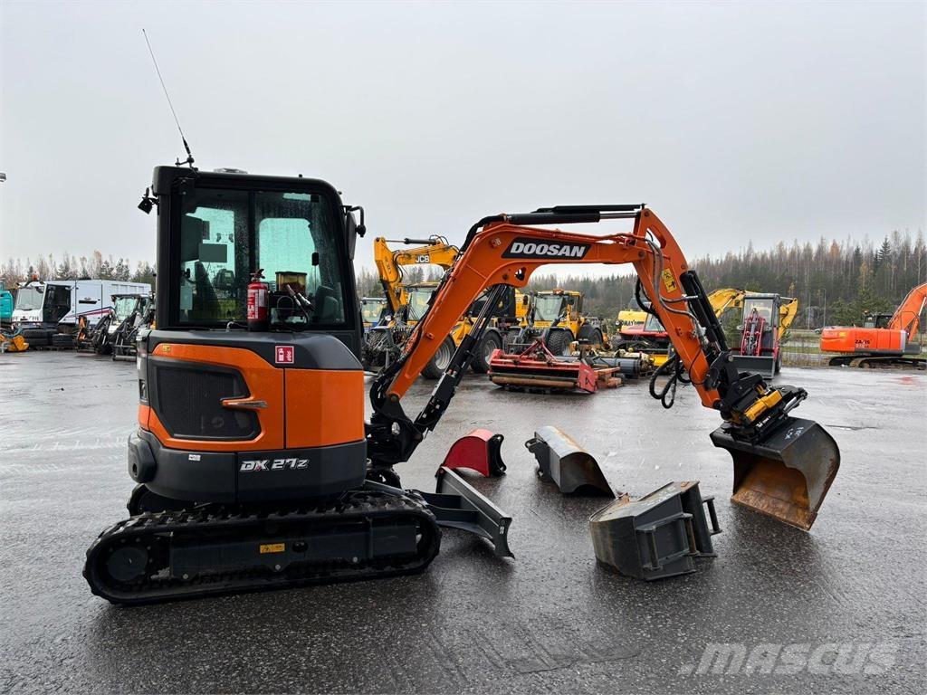 Doosan DX27Z-7 Mini excavadoras < 7t