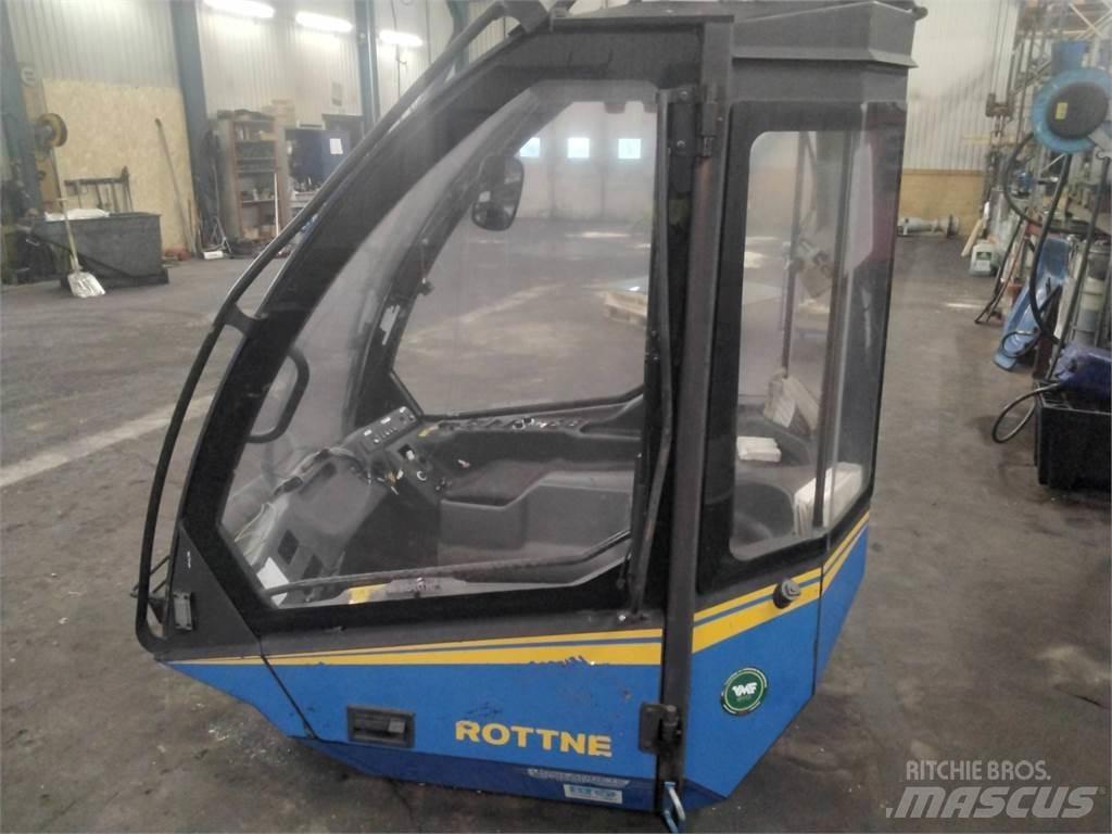 Rottne H20 Cabinas e interior