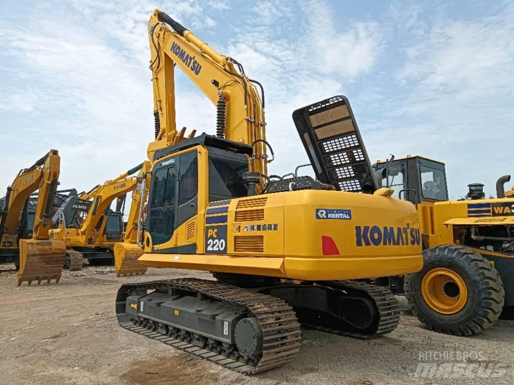Komatsu PC 220-8 Excavadoras de cadenas