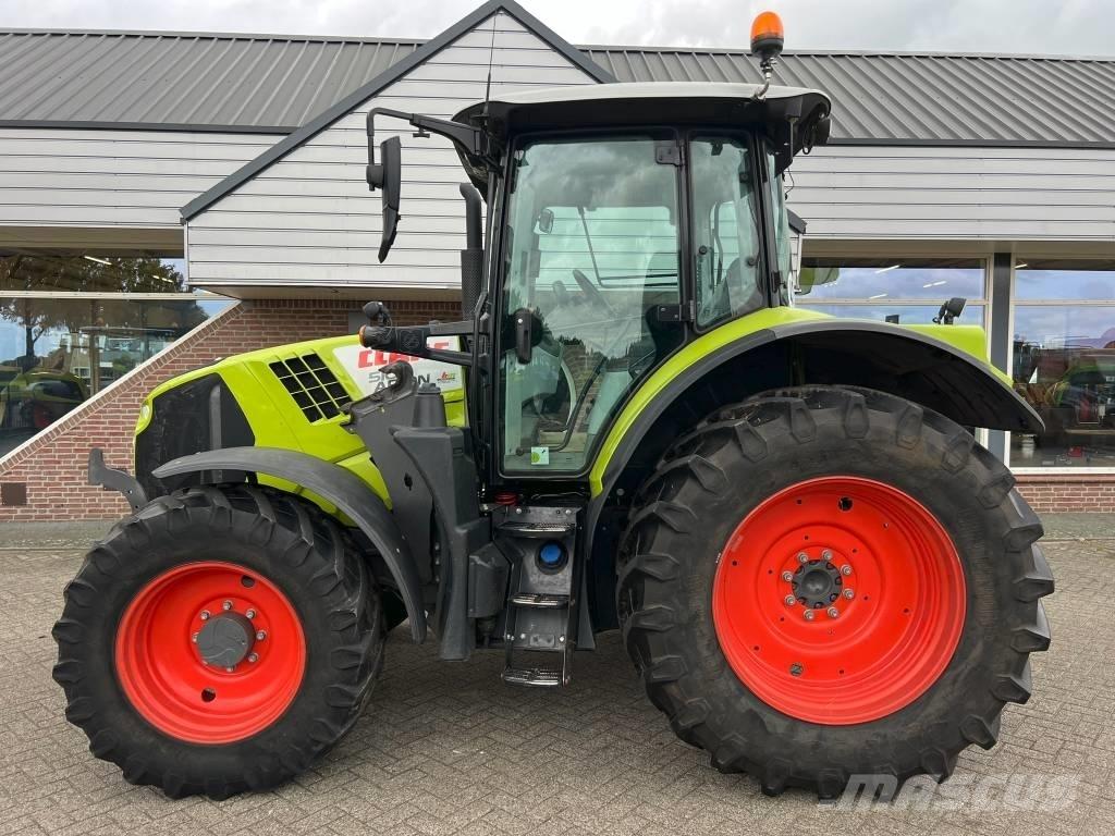 CLAAS Arion 510 Cis Tractores
