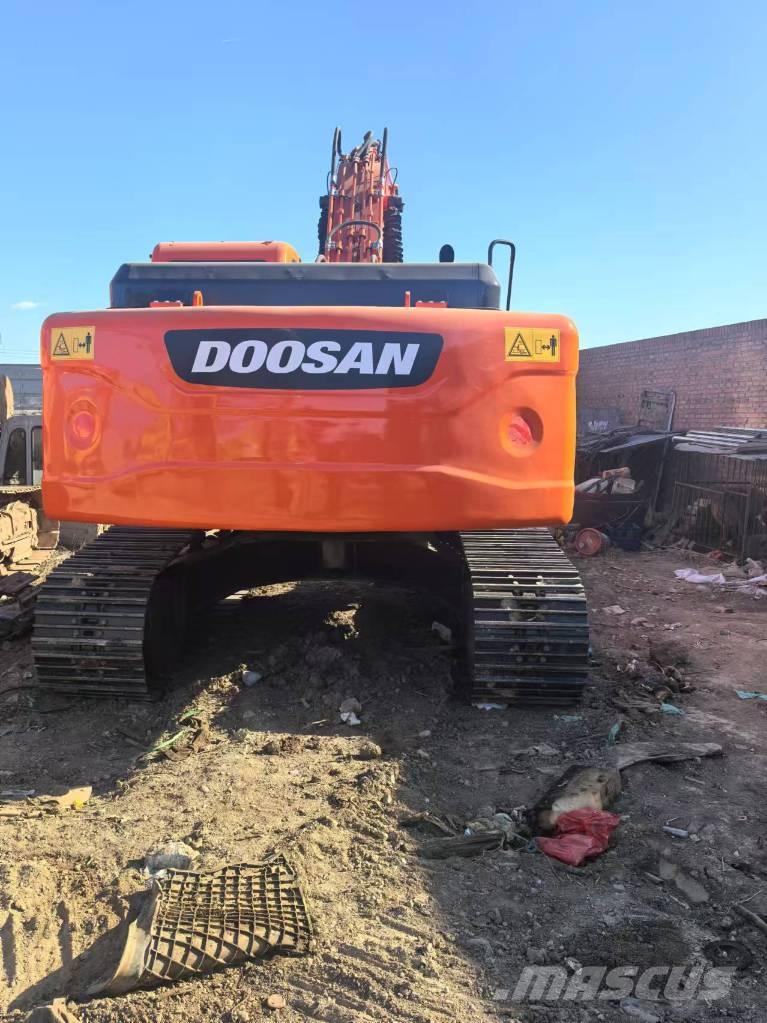 Doosan DX 225 LC Excavadoras de cadenas