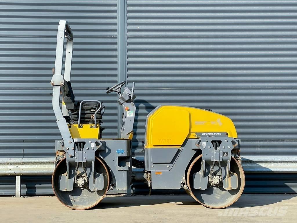 Dynapac CC 1300 Rodillos de doble tambor