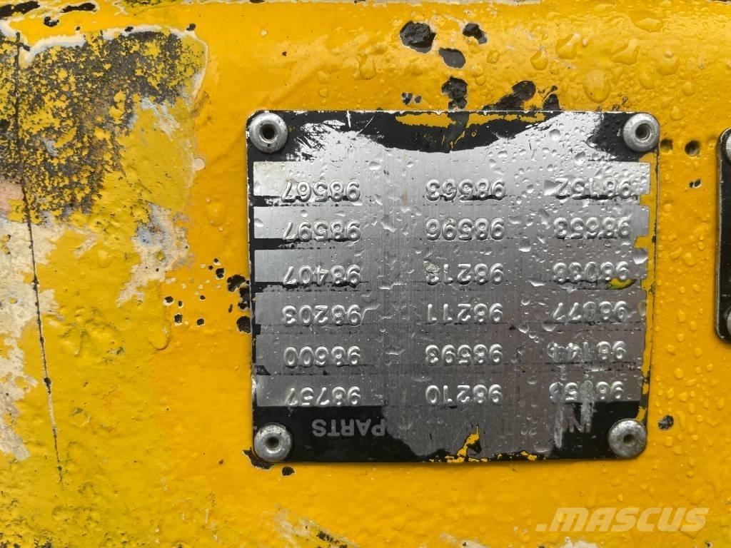 Volvo BM 4200 Cargadoras sobre ruedas