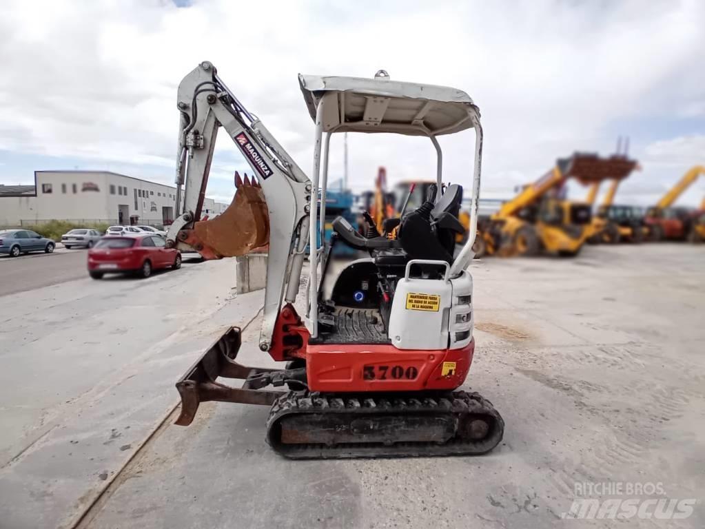 Takeuchi TB 215 R Mini excavadoras < 7t