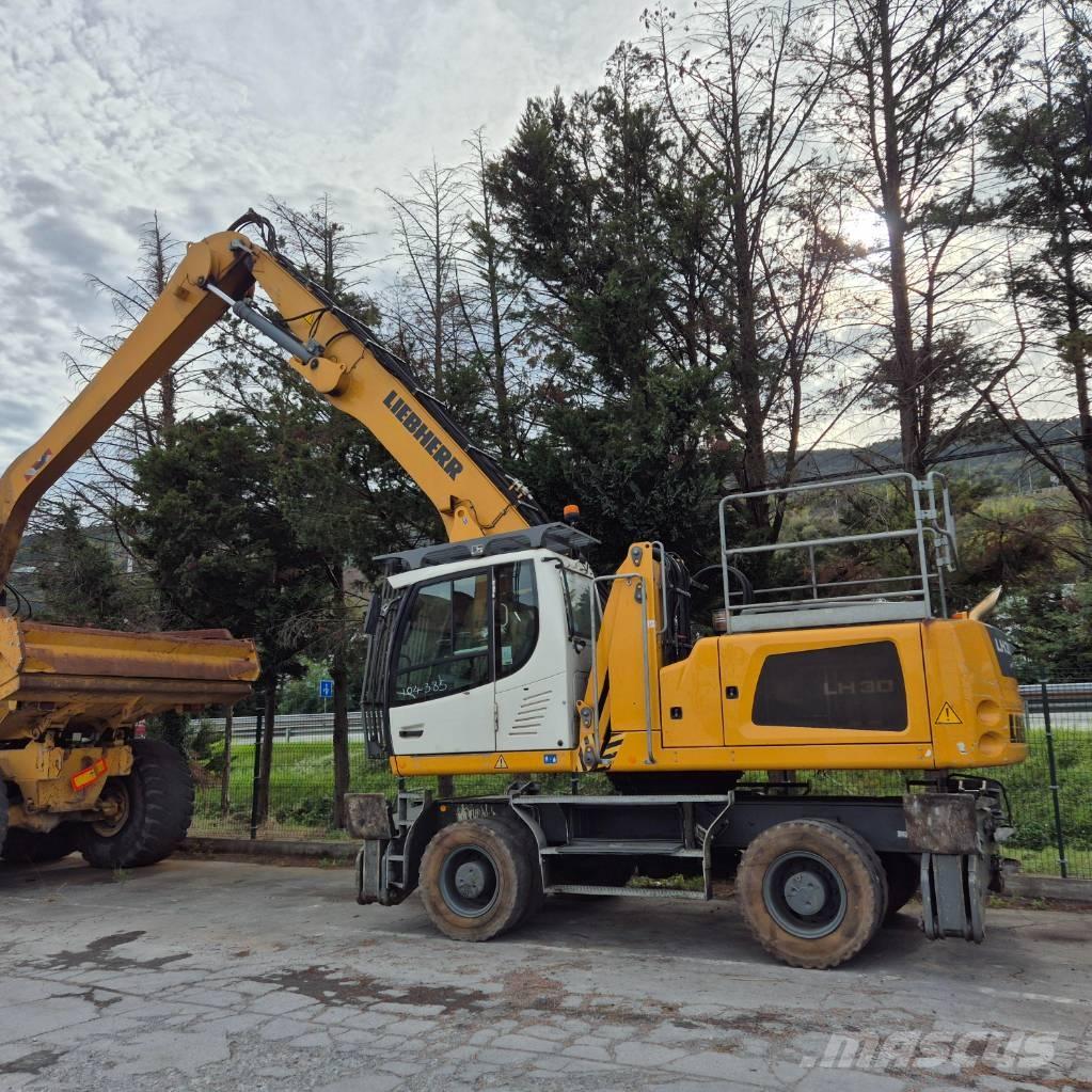 Liebherr LH 30 M Excavadoras de manutención