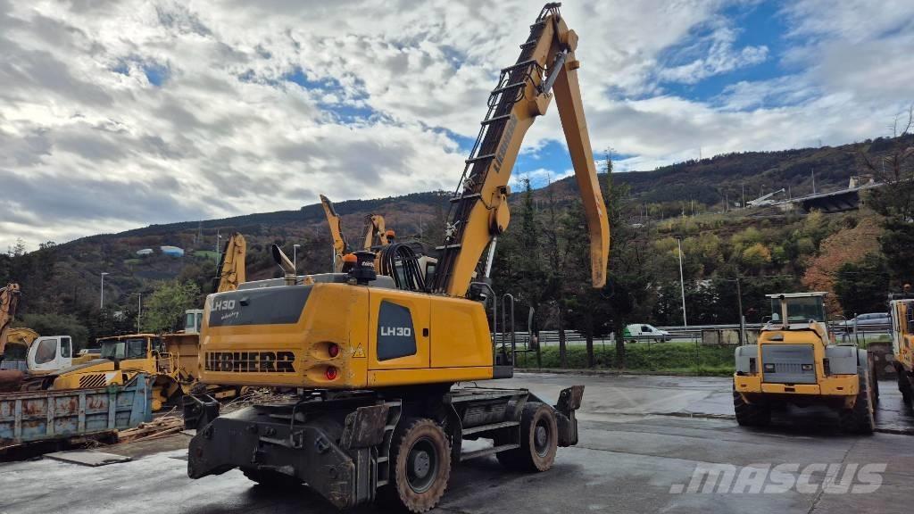Liebherr LH 30 M Excavadoras de manutención