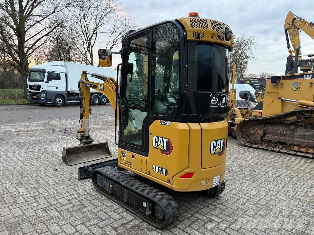 CAT 301.8NG Mini excavadoras < 7t