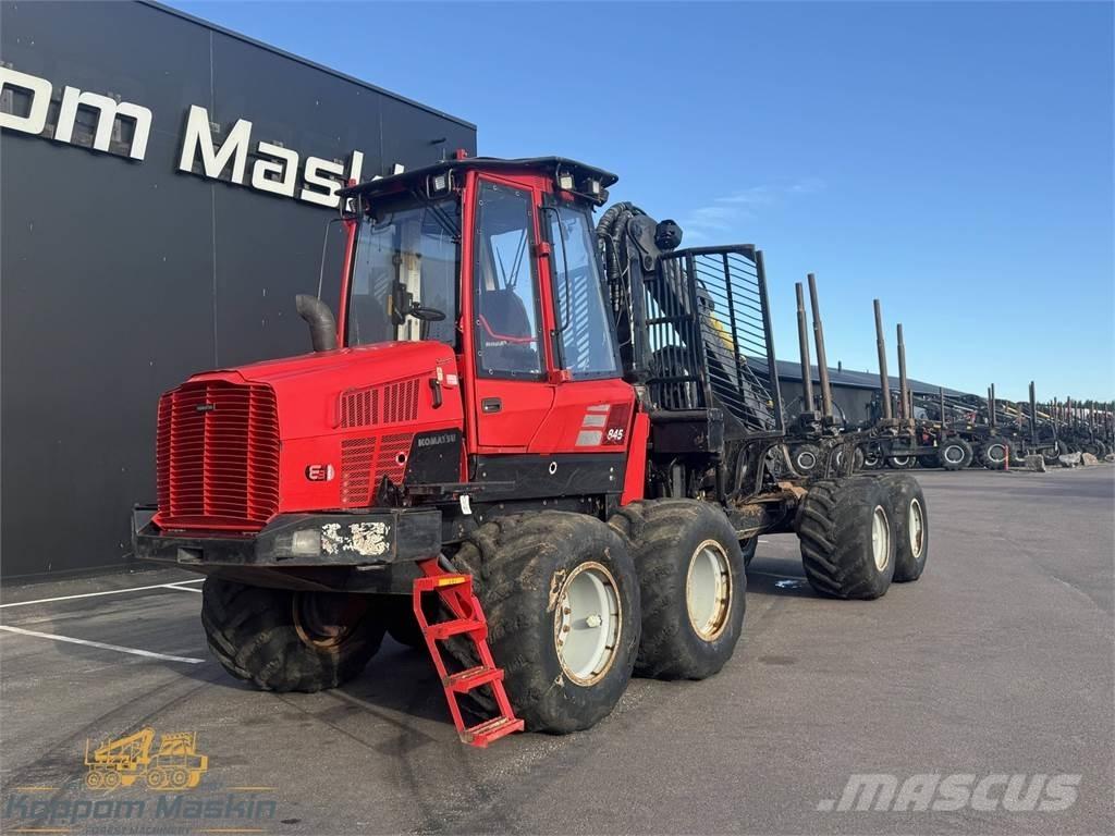Komatsu 845 Autocargadoras