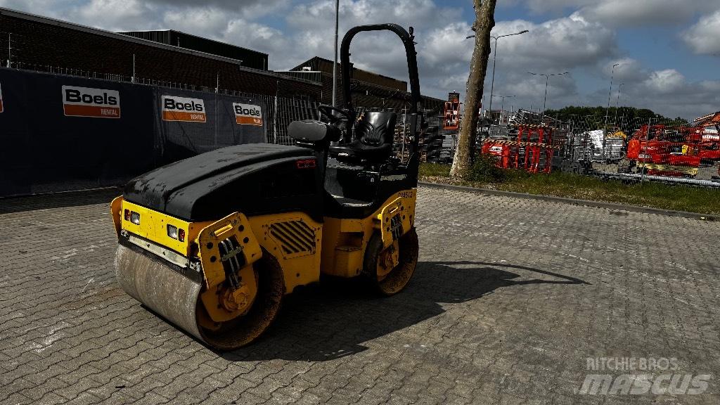 Bomag BW 125 AD-4 Rodillos de doble tambor