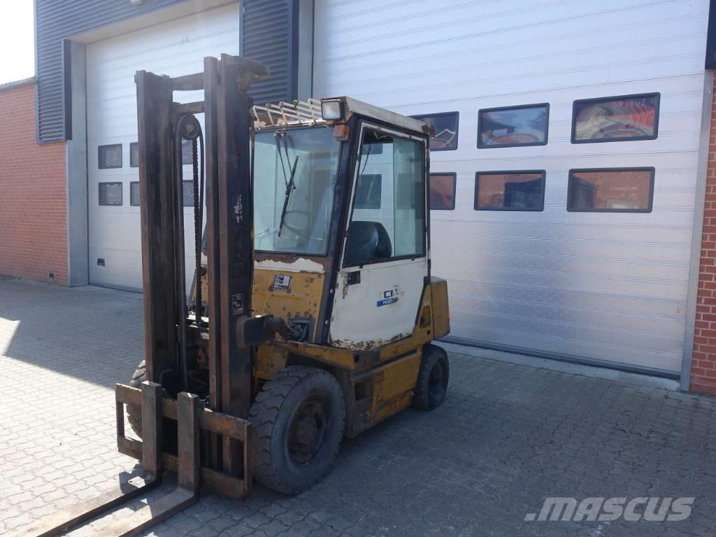 TCM FD 25 Z2 Carretillas diesel