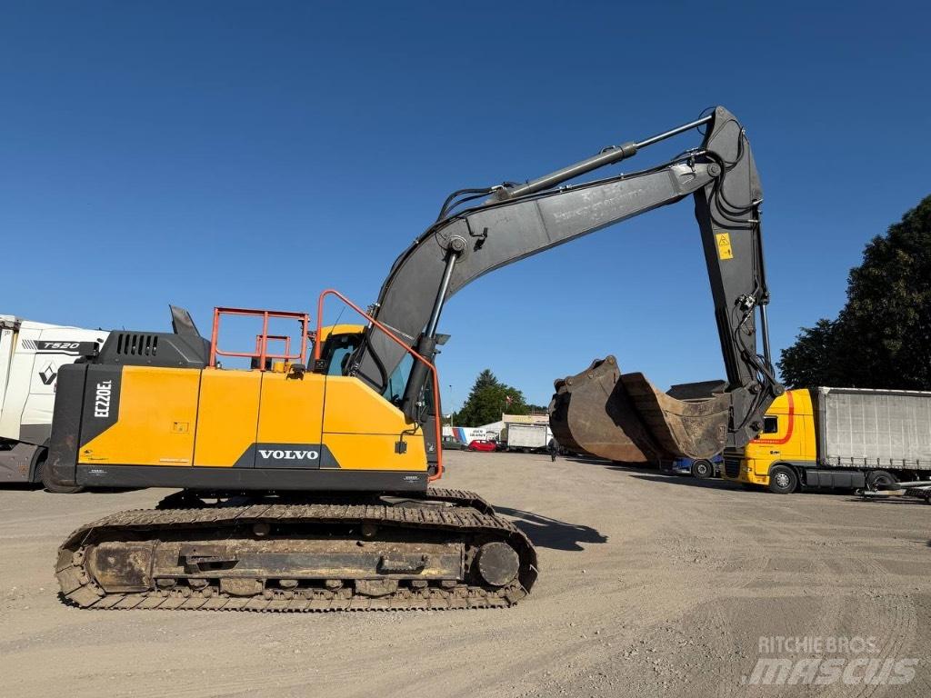 Volvo EC220 EL Excavadoras de cadenas