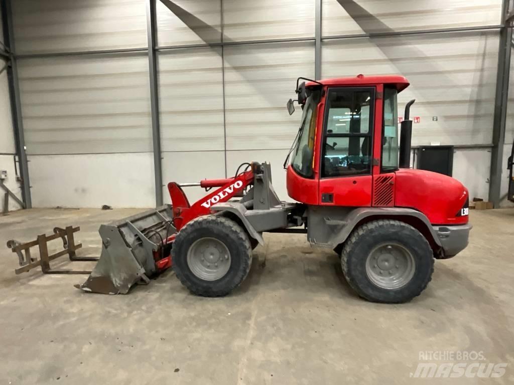 Volvo L 30 B-Z/X Cargadoras sobre ruedas