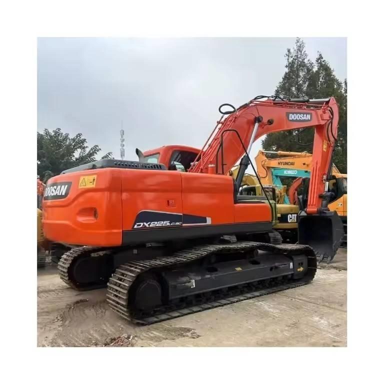 Doosan DX 225 LC-9C Excavadoras de cadenas