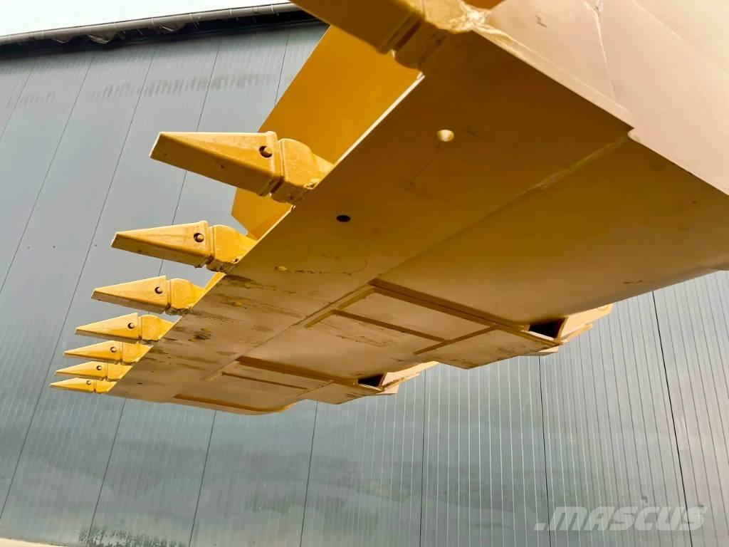 CAT 950M incl. Teeth Cucharones