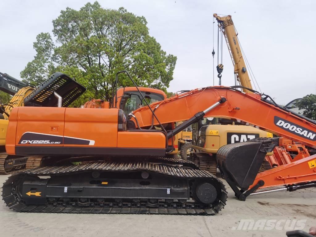 Doosan DX225LC-9C Excavadoras de cadenas