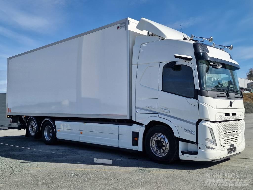 Volvo FM500 6x2 Camiones caja cerrada