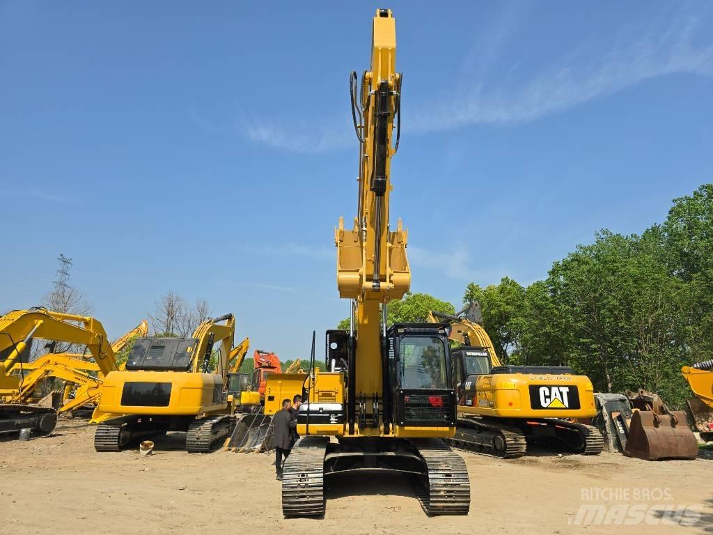 CAT 320 D 2 Excavadoras 7t - 12t