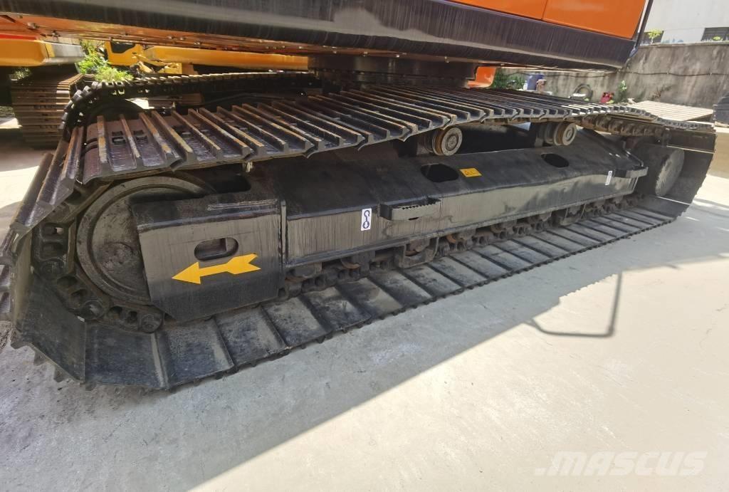 Doosan DX 225 LC Excavadoras de cadenas